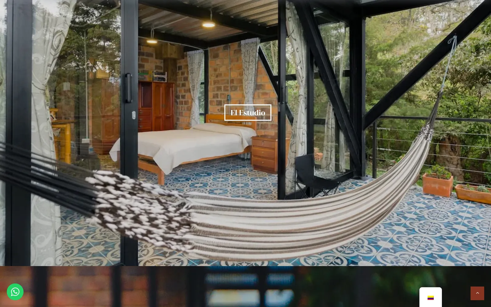 El Estudio, with its hammock, in the cabin gallery